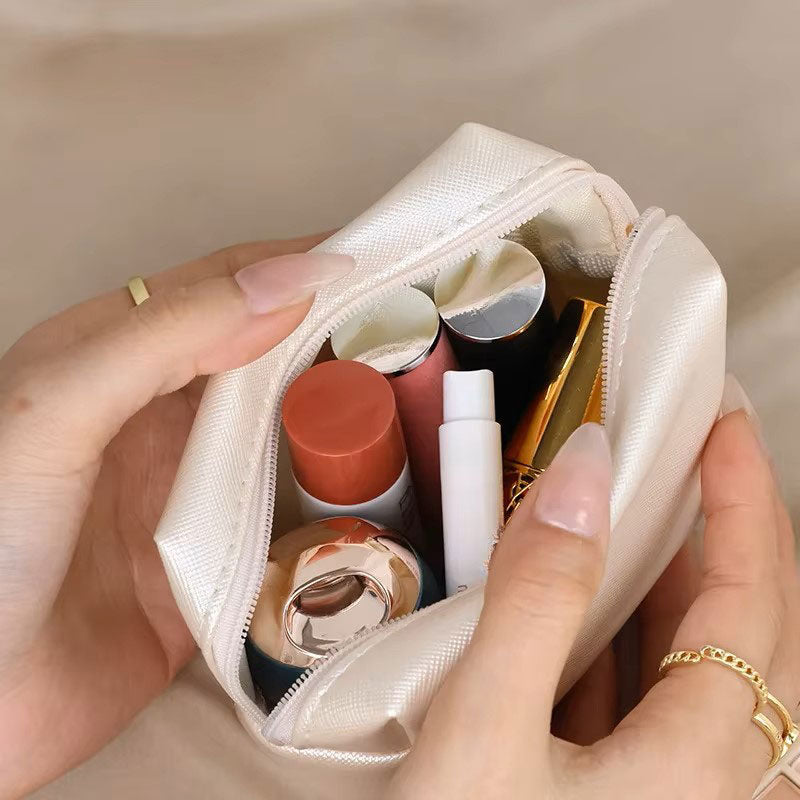 Elara – Pochette de Maquillage Compacte
