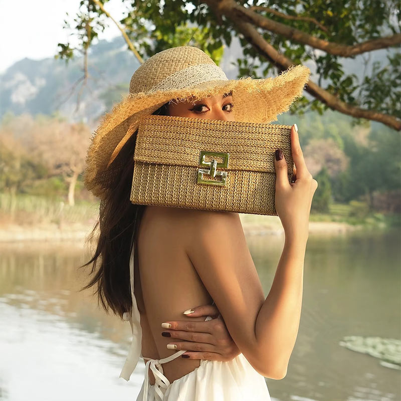 Pochette Soleada Tressée Dorée