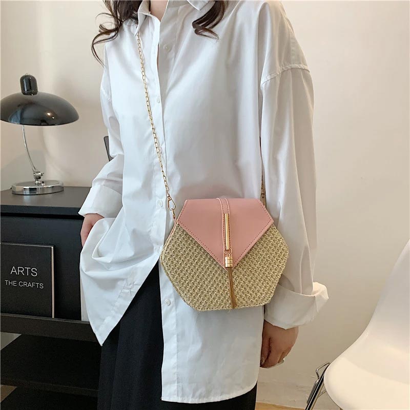 Sac à Bandoulière Hexagonal en Raphia et Similicuir